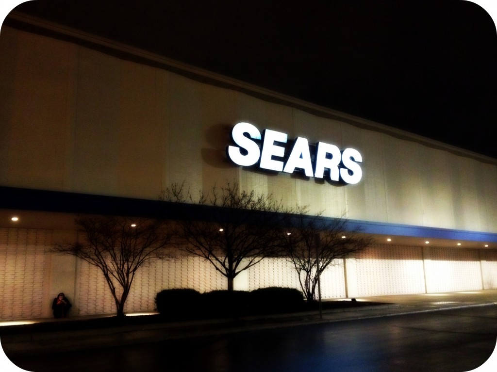 Tree Trimming: Sears Shopping Mission. #SearsRealCheers