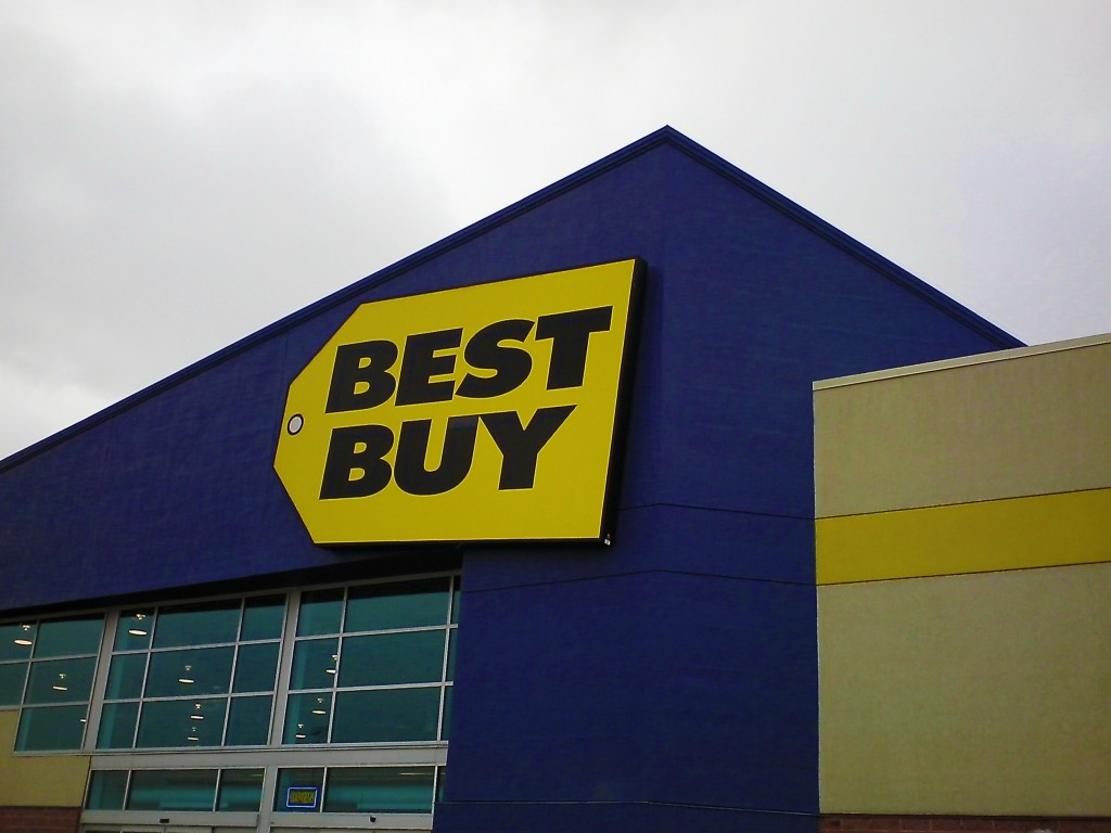 The front of the Best Buy in Windsor.