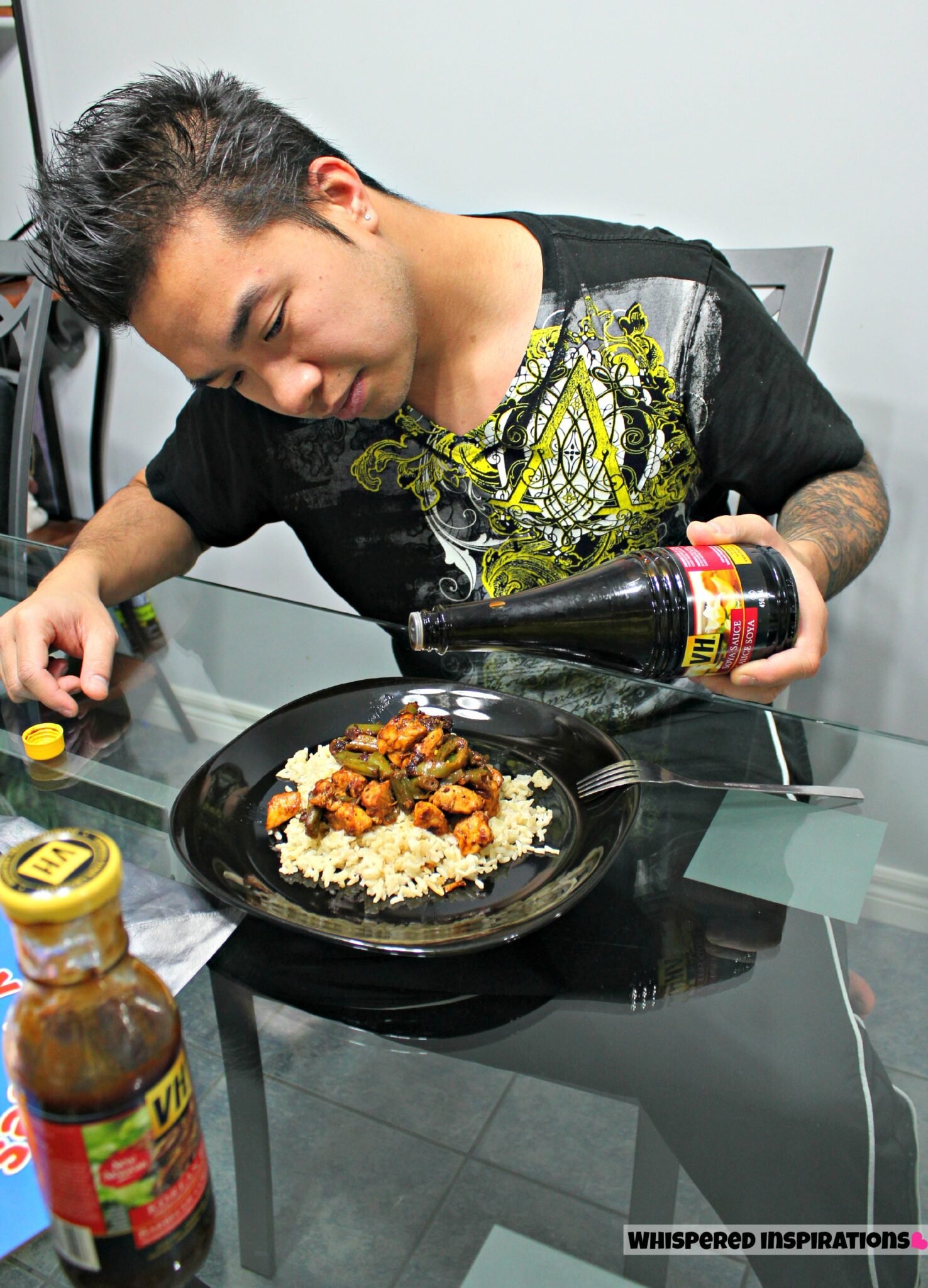 VH-Sauces-07 Darasak pours VH Soya Sauce over his stir-fry and rice.