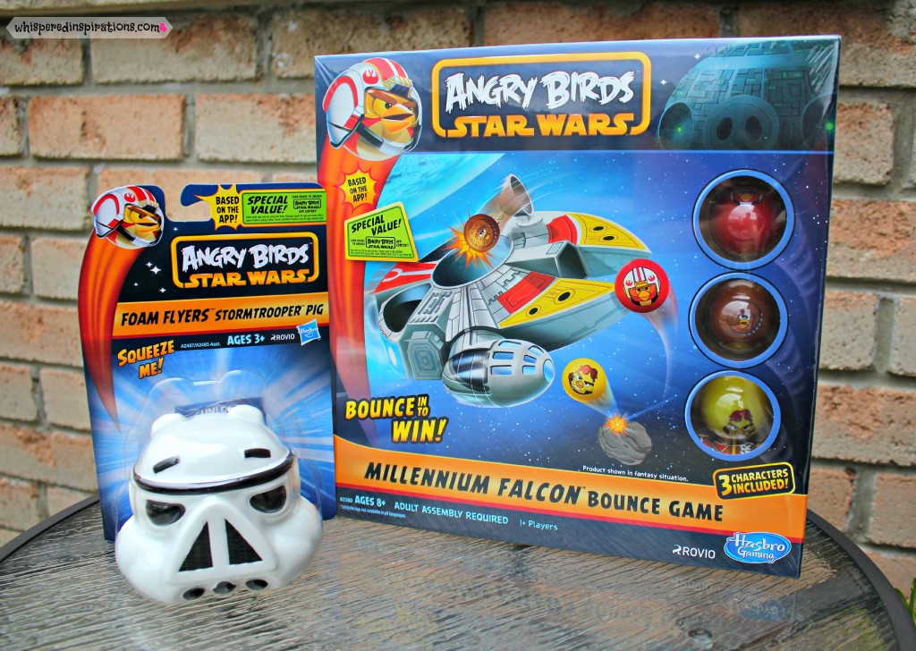 A picture of Angry Birds Star Wars game and squishy.