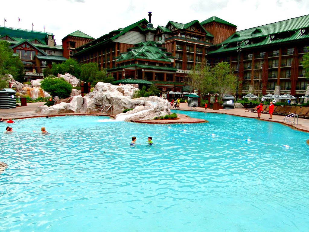 Wilderness-Lodge-15