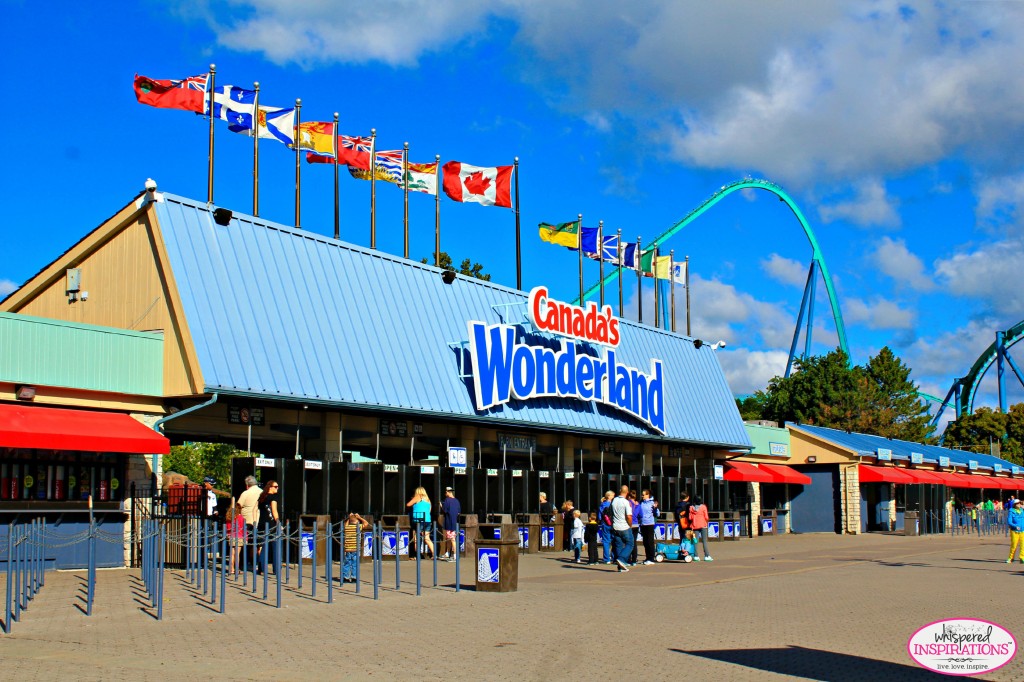 Canadas-Wonderland-02