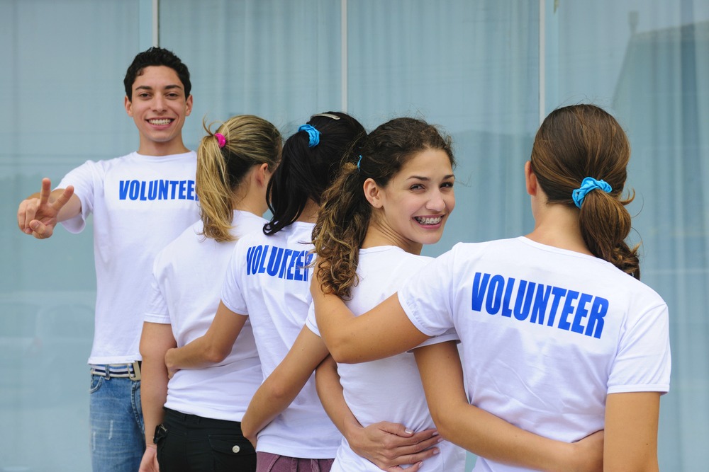 kids-volunteering