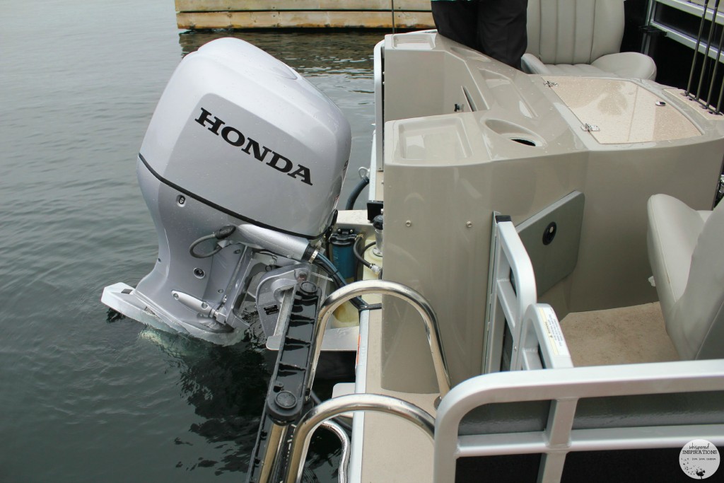 Honda Pontoon Boat-02