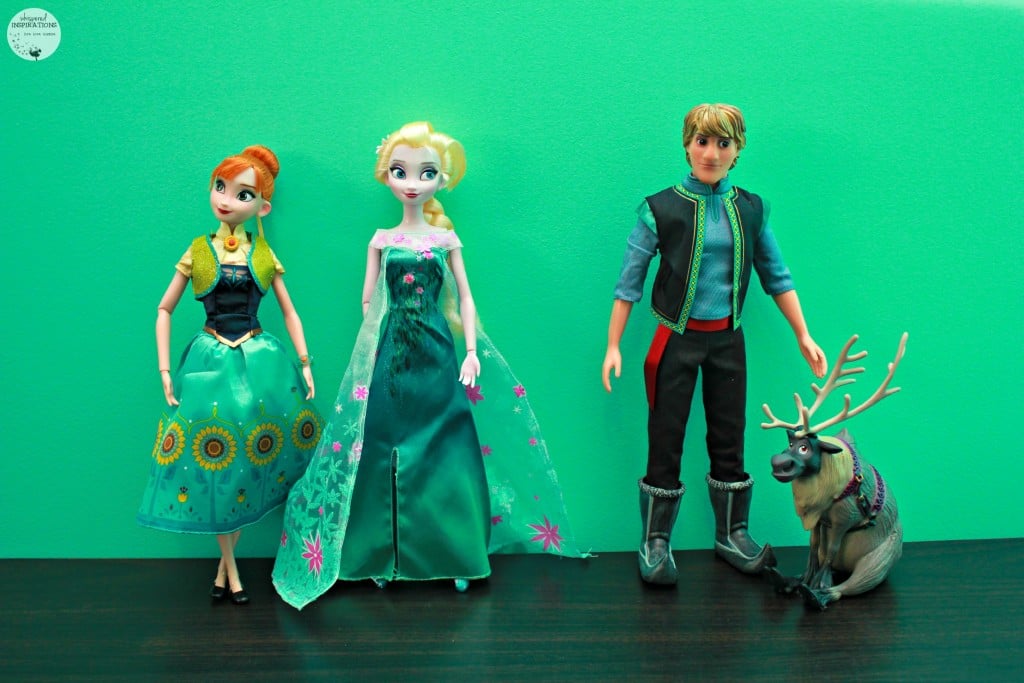 Frozen Fever Deluxe Doll Gift Set: Make Any Frozen Fan Happy This