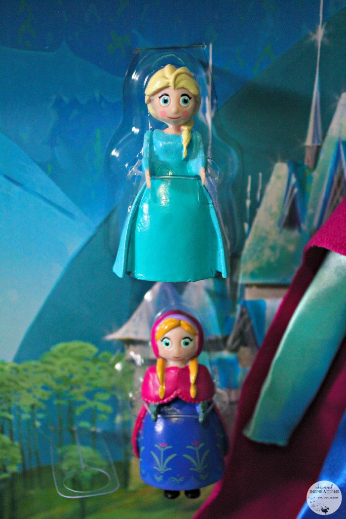 frozen fever deluxe doll gift set