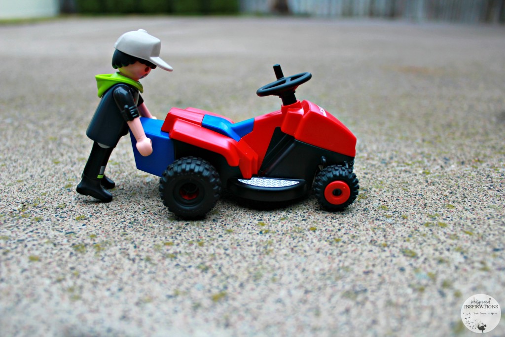 Playmobil landscaper cheap with lawn mower