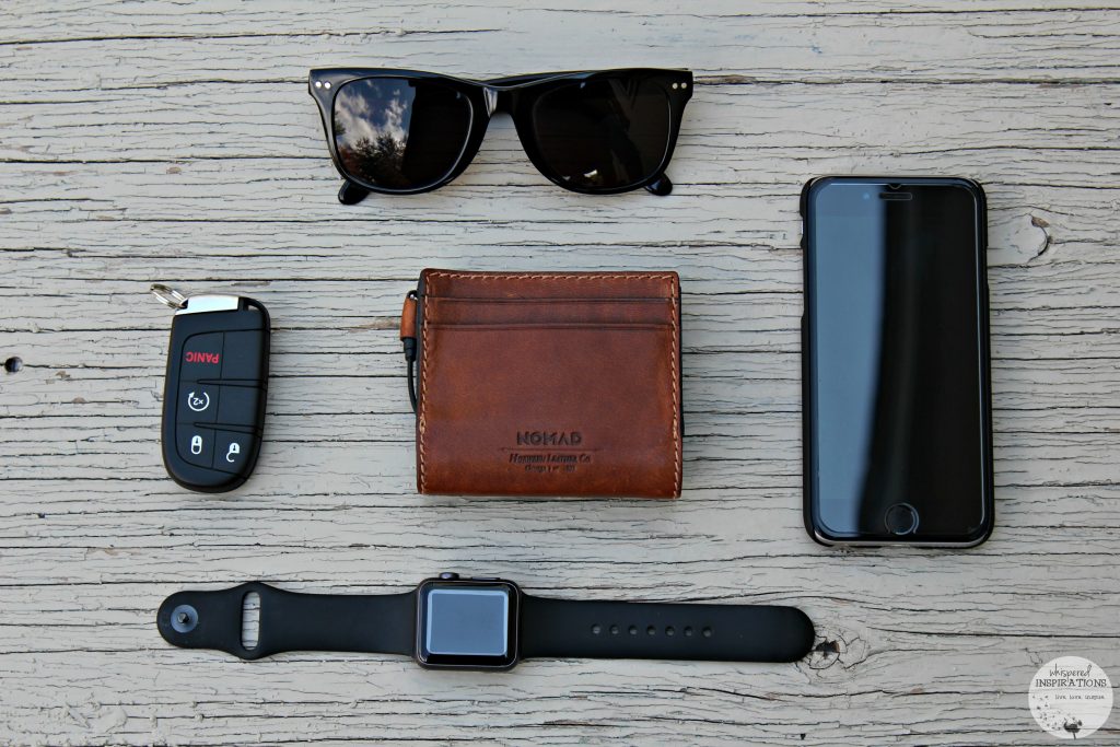 The Nomad V3. Minimalist One Piece Leather Wallet. Slim Wallet 