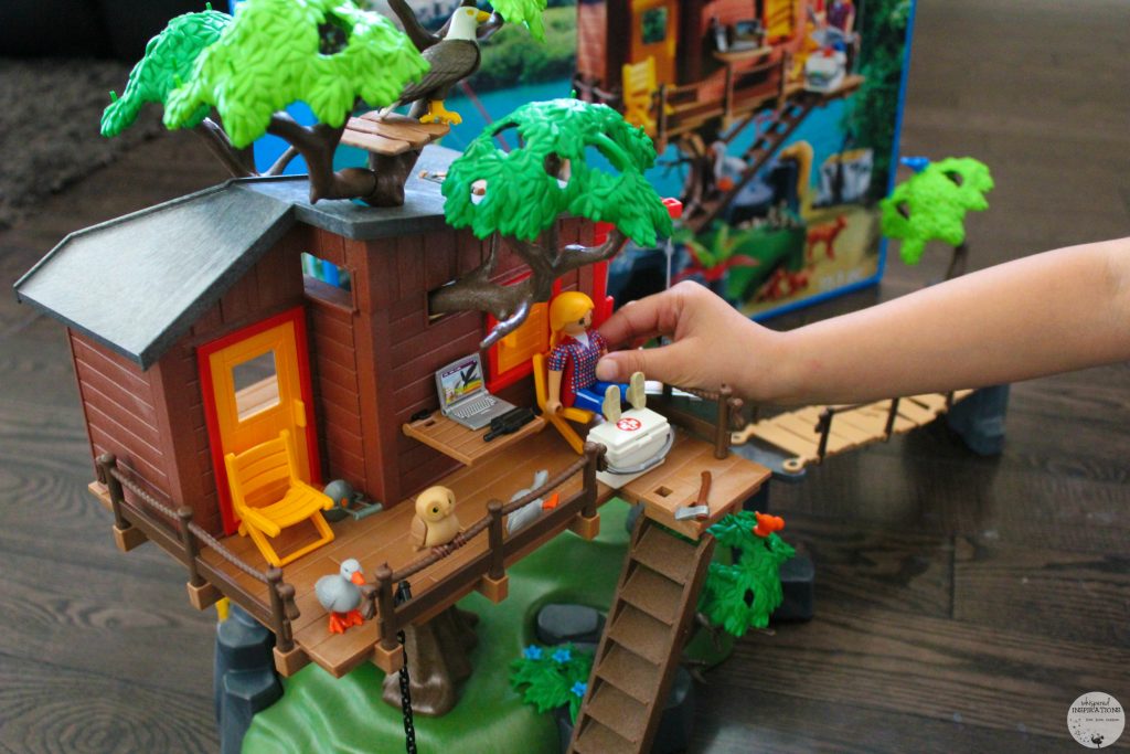 PLAYMOBIL-Wild-Life-Treehouse-02