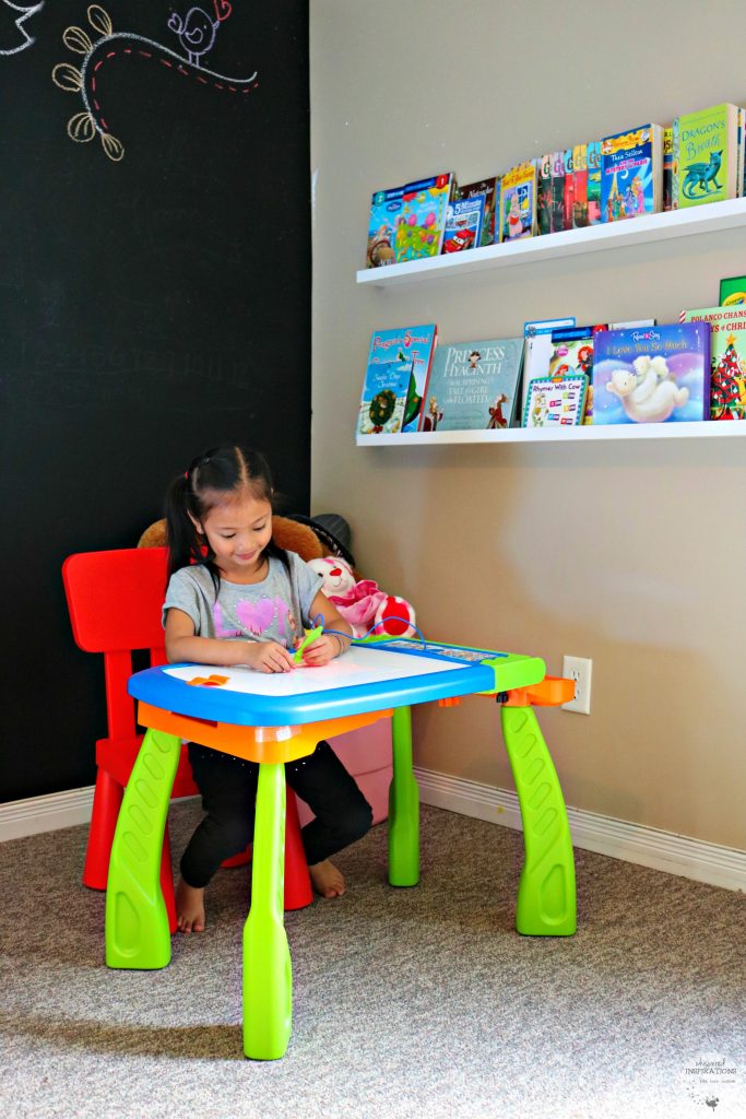 Keep Kids Minds Active with VTech's DigiArt Creative Easel All Year-Long + Giveaway!