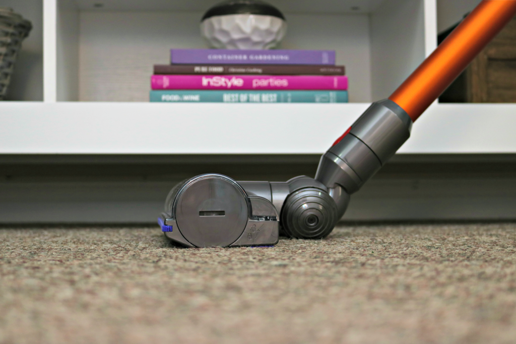 Close up of the Dyson V8 Absolute on the carpet. 