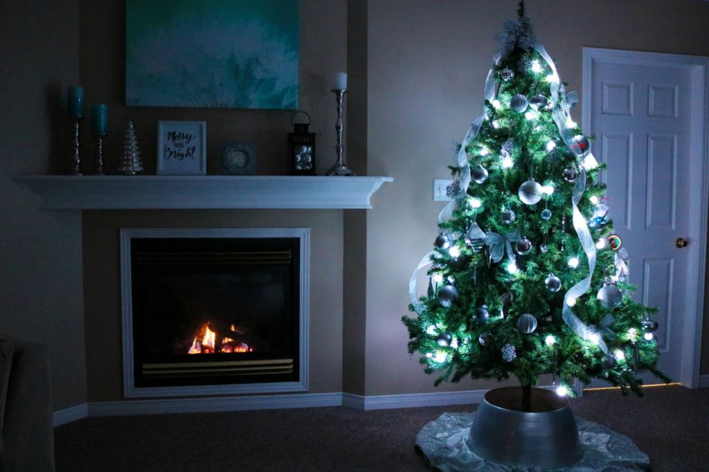 Forget Tangled Christmas Lights This Year With Tree Dazzler Christmas