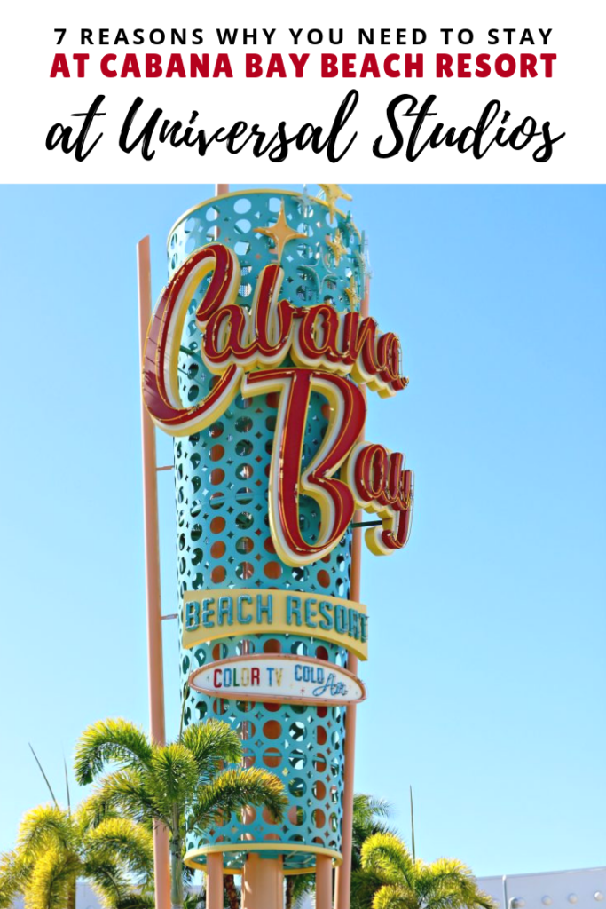 Universal's Cabana Bay Beach Resort! It is so close to the parks & you'll love the retro style décor. Read on for the 7 reasons you need to stay here! #UniversalMoments #UniversalStudios #CabanaBayBeachResort 