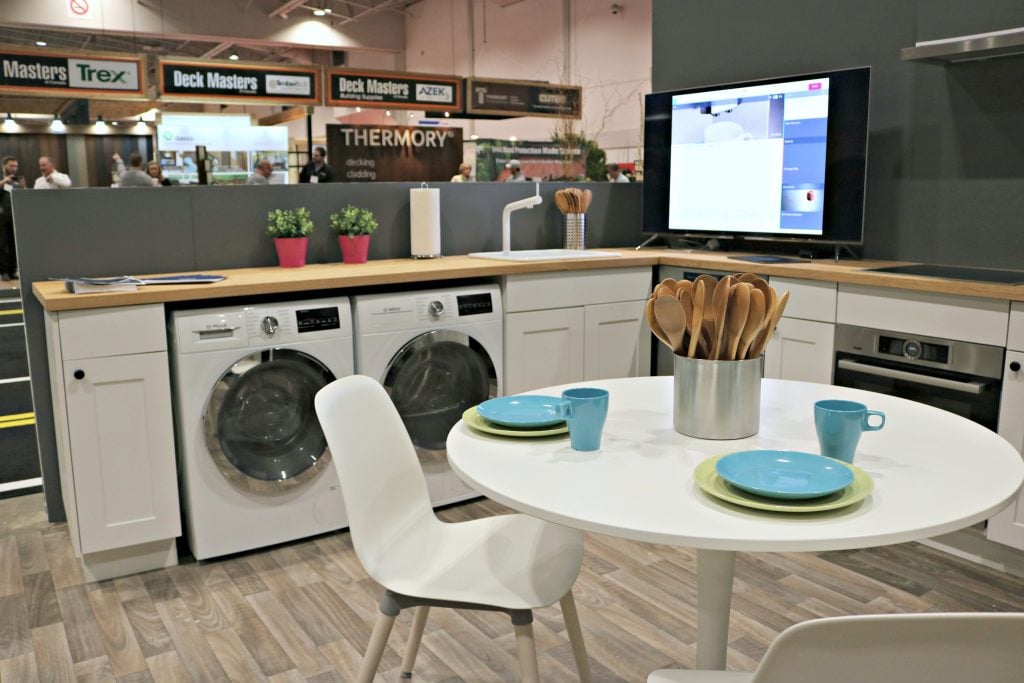 Design Meets Tech with the Best Buy Smart Home at the National Home Show + Giveaway! #BBYSmartHome