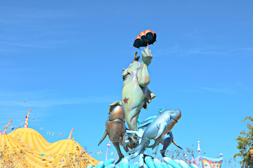 A fountain with cute fish from Dr. Seuss' world at Seuss Landing.