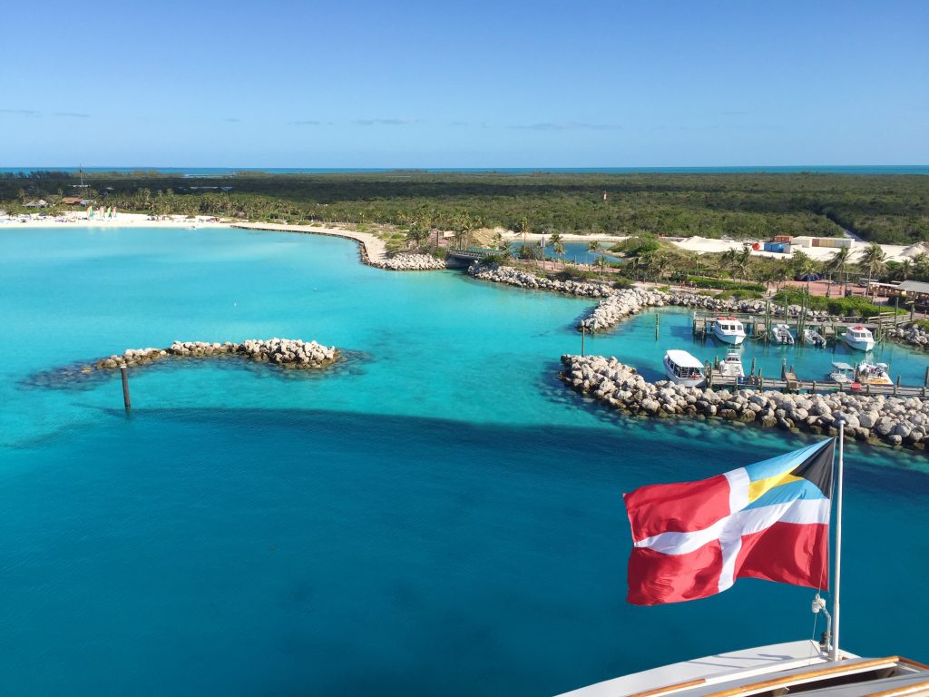 8 Things to Do at Disney's Castaway Cay! #DisneySMMC