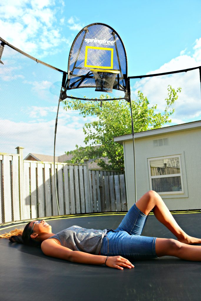 How to Keep Your Family Active with a Springfree Trampoline!