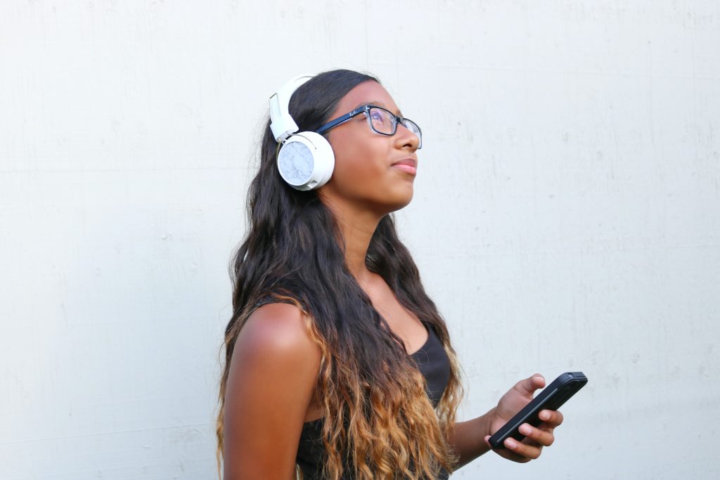 6 Reasons Why You'll Love the Sudio Sweden Regent Headphones!