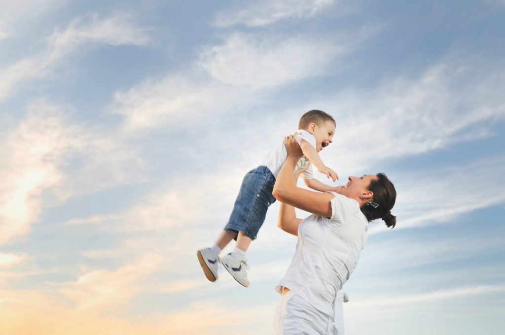 5 Tips on How to Balance Your Work and Parenting! #tips
