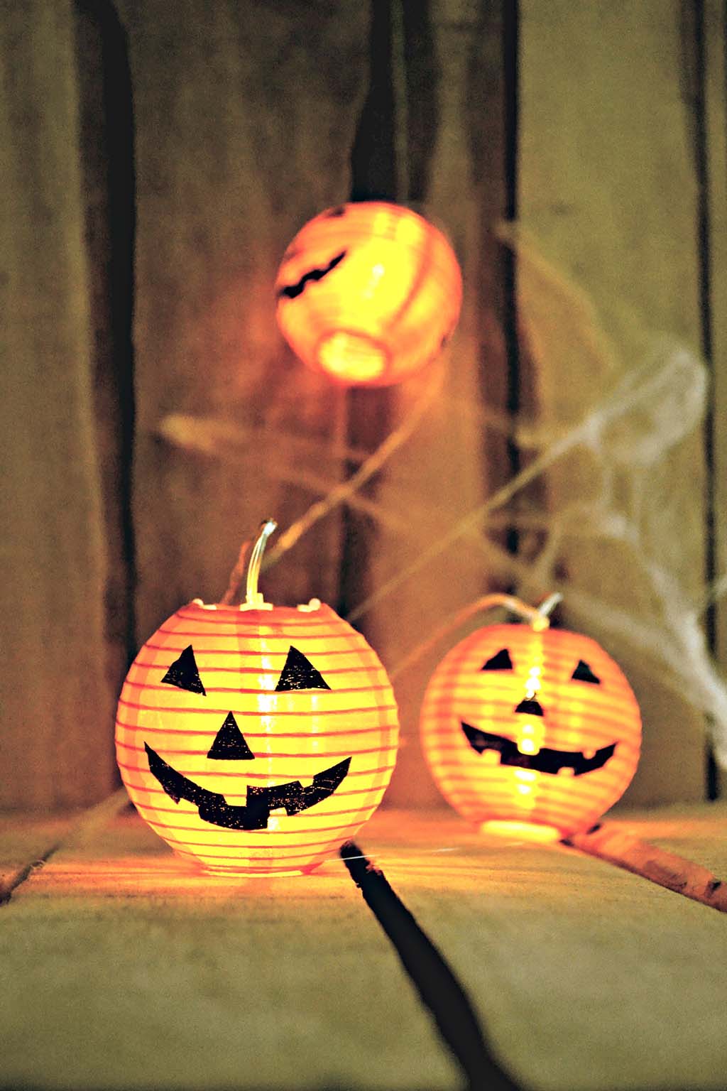 Spooky Halloween Décor Ideas for Your Eerie Interiors!