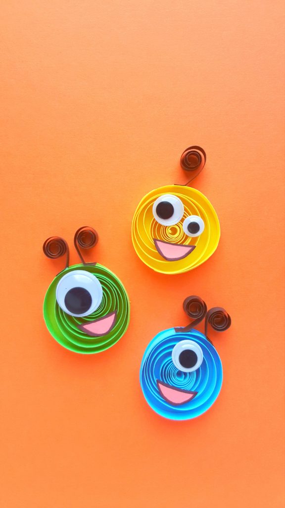 Super cute quilled paper monsters craft for kids. 