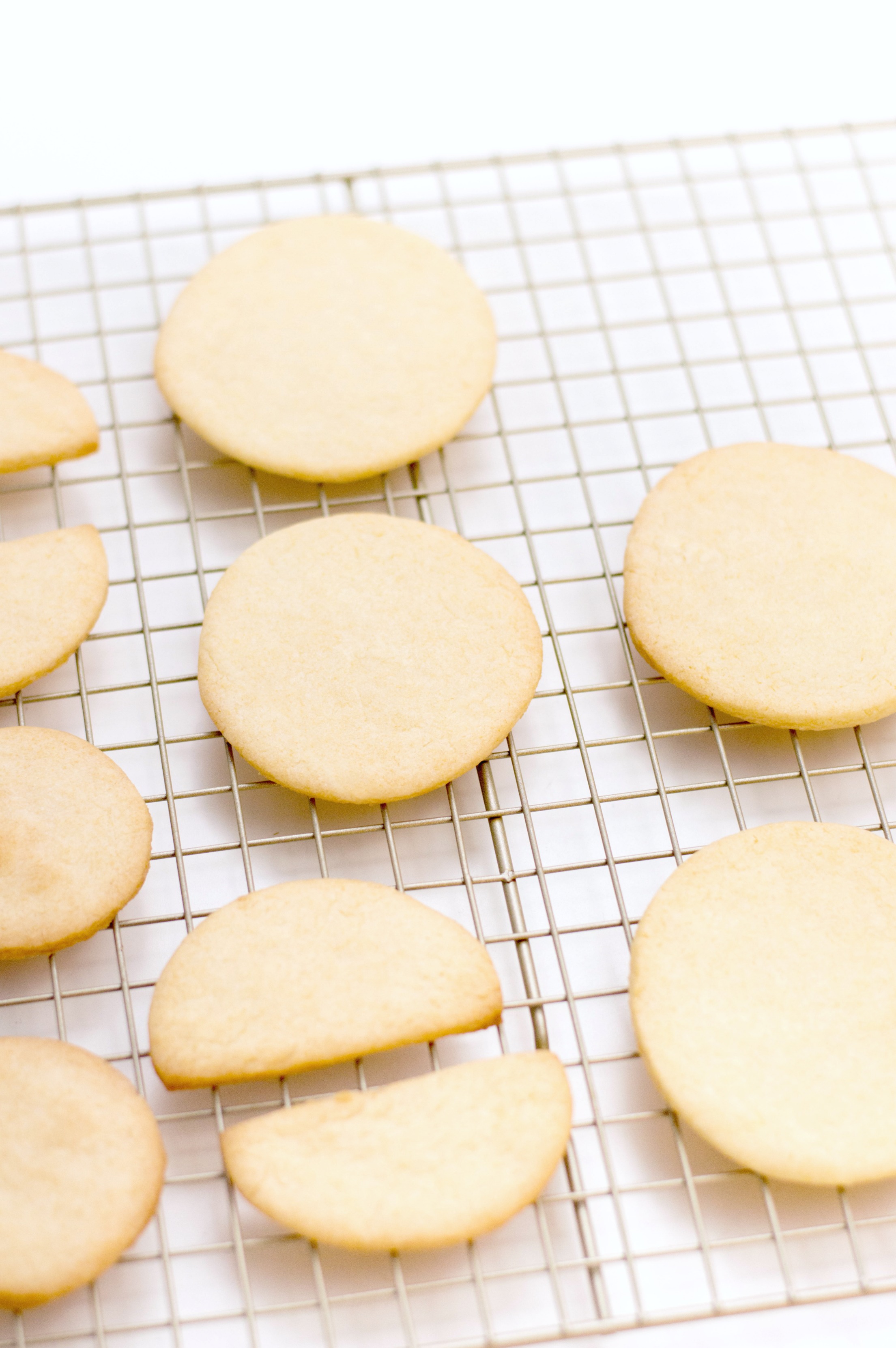 Cookies cooling on a baking rack. 