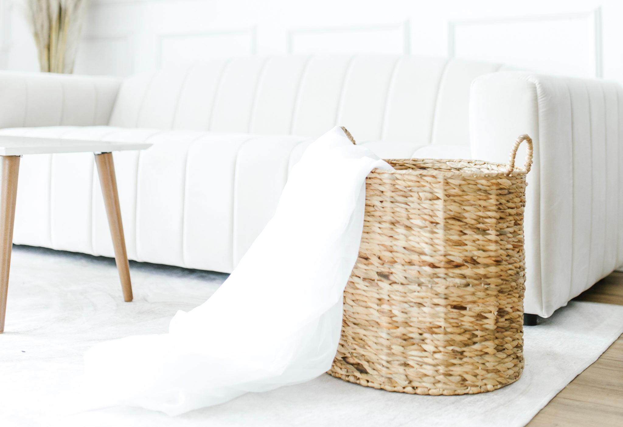 Creating the Ideal Relaxed Living Space with Casual Furniture ...