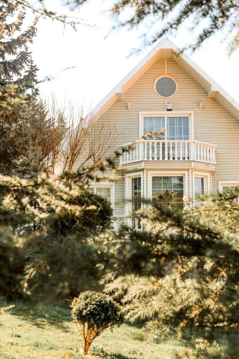 Shopping for a home in 2026 requires smart planning, market research, and budgeting. These expert tips help buyers make confident real estate decisions.