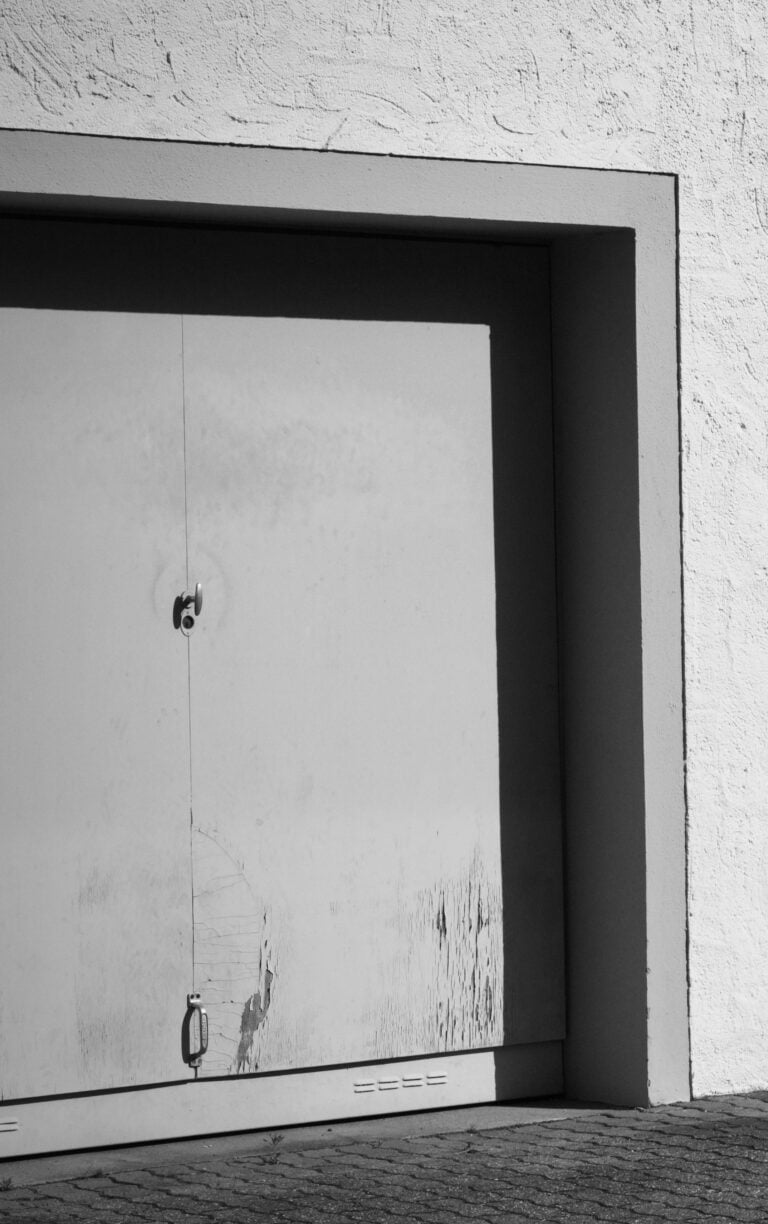 Before the Door Stops Moving: The Warning Signs Your Garage Shouldn’t Ignore