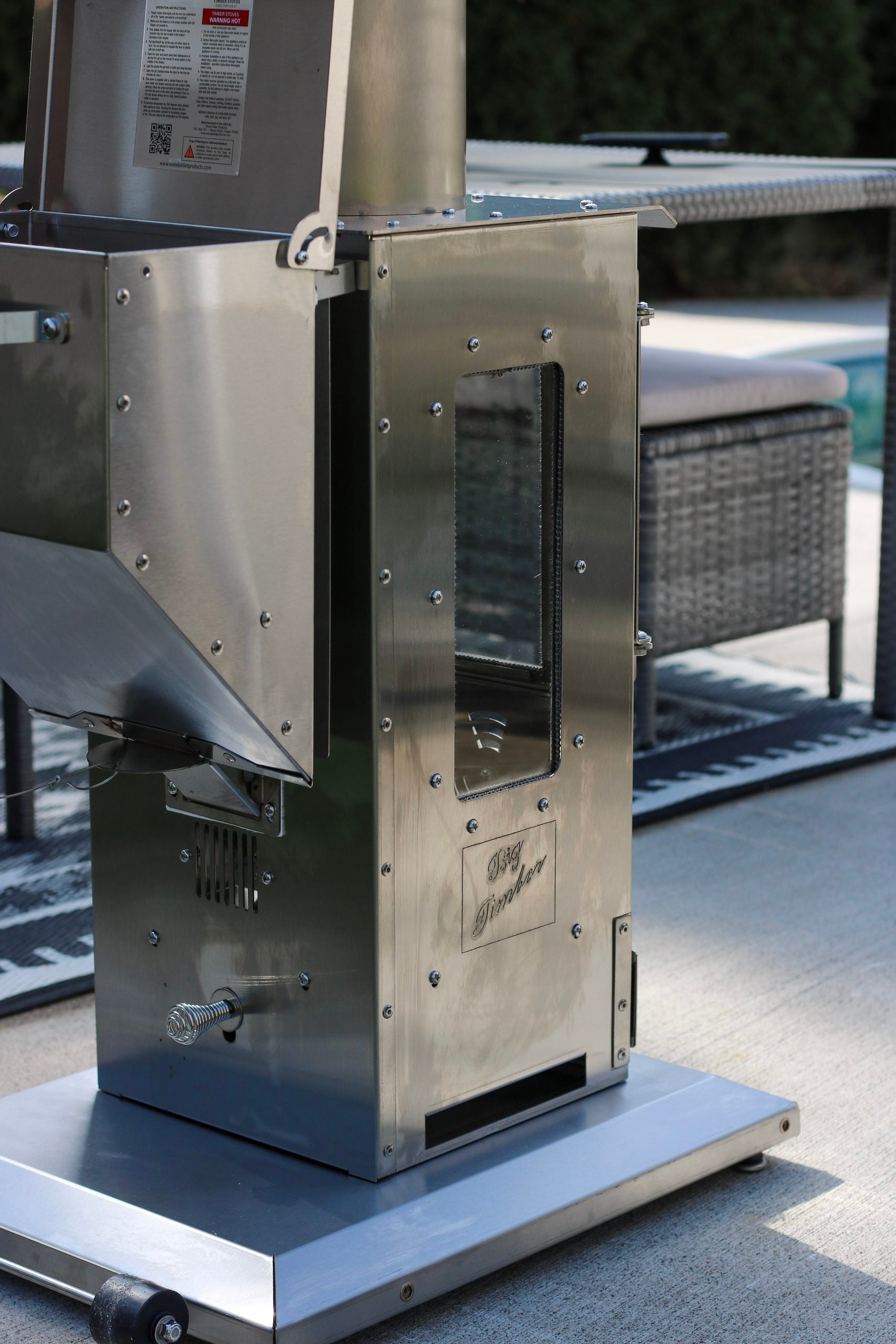 A close-up of the Big Timber hopper and 3-panel glass that makes the fire visible from all directions.